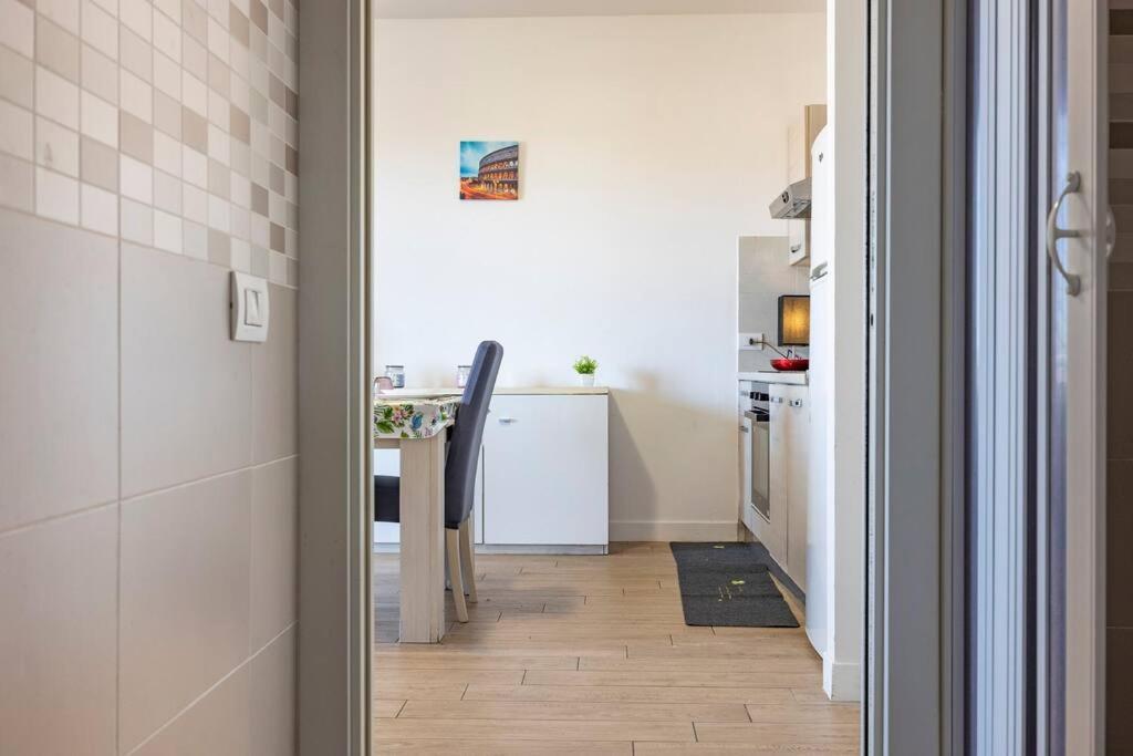 Apartment Roma Relax 2 Con Wifi-Ac-Netflix Exteriör bild