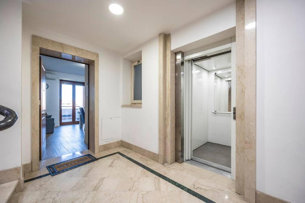 Apartment Roma Relax 2 Con Wifi-Ac-Netflix Exteriör bild